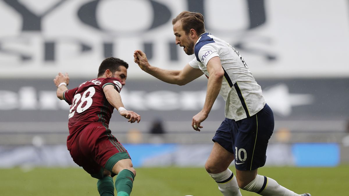 Getty Images / Adrian Dennis/PA Images / Na zdjęciu: Harry Kane (z prawej)