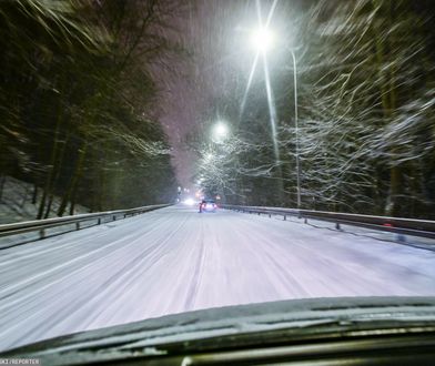 Śnieg zaskoczył wszystkich i zablokował drogę. Co dalej z pogodą?