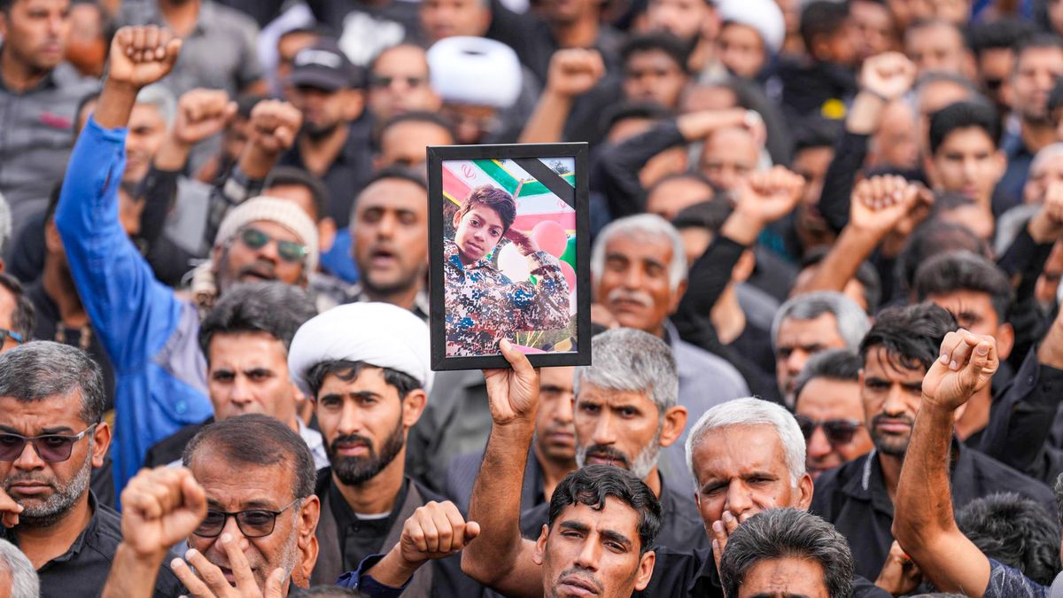 Funeral held for children who lost their lives in US-Israeli attack on Iranian Primary School
MINAB, IRAN - MARCH 03: Mourners hold a portrait of a student during a funeral ceremony in Minab for children who lost their lives after a primary school in Iranâs Hormozgan province was targeted in US and Israeli attacks, on March 03, 2026 in Minab, Iran. Thousands of people, including families and officials, attended the ceremony. (Photo by Stringer/Anadolu via Getty Images)
Anadolu
us israeli strike, funeral ceremony, hormozgan, minab, aftermath, mourn, primary school, lost lives, children, gathering