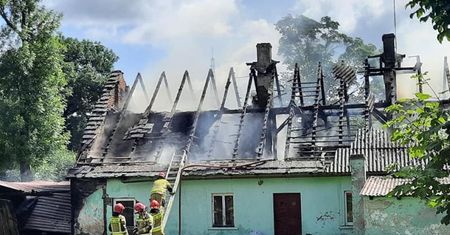 Lwówek Śląski. Groził siostrze i podpalił budynek. 38-latek za kratkami