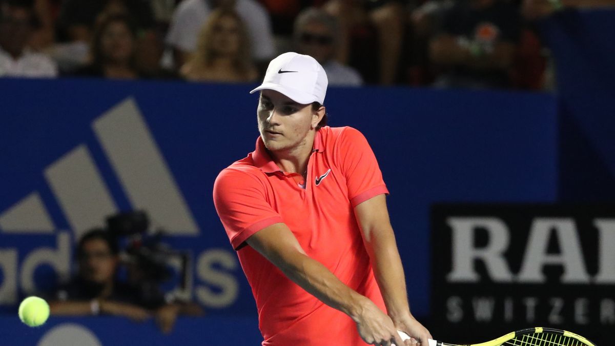 PAP/EPA / DAVID GUZMAN / Na zdjęciu: Miomir Kecmanović