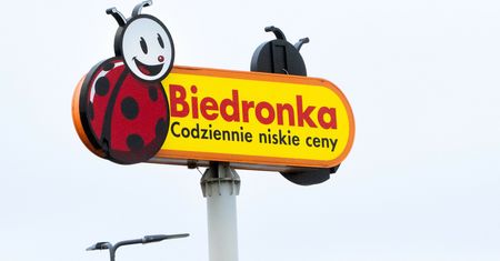 Biedronka ma powód do szczęścia. Agresywna kampania przyniosła skutki