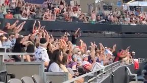 Niezwykła atmosfera. Tak kibice bawili się na meczu Świątek
