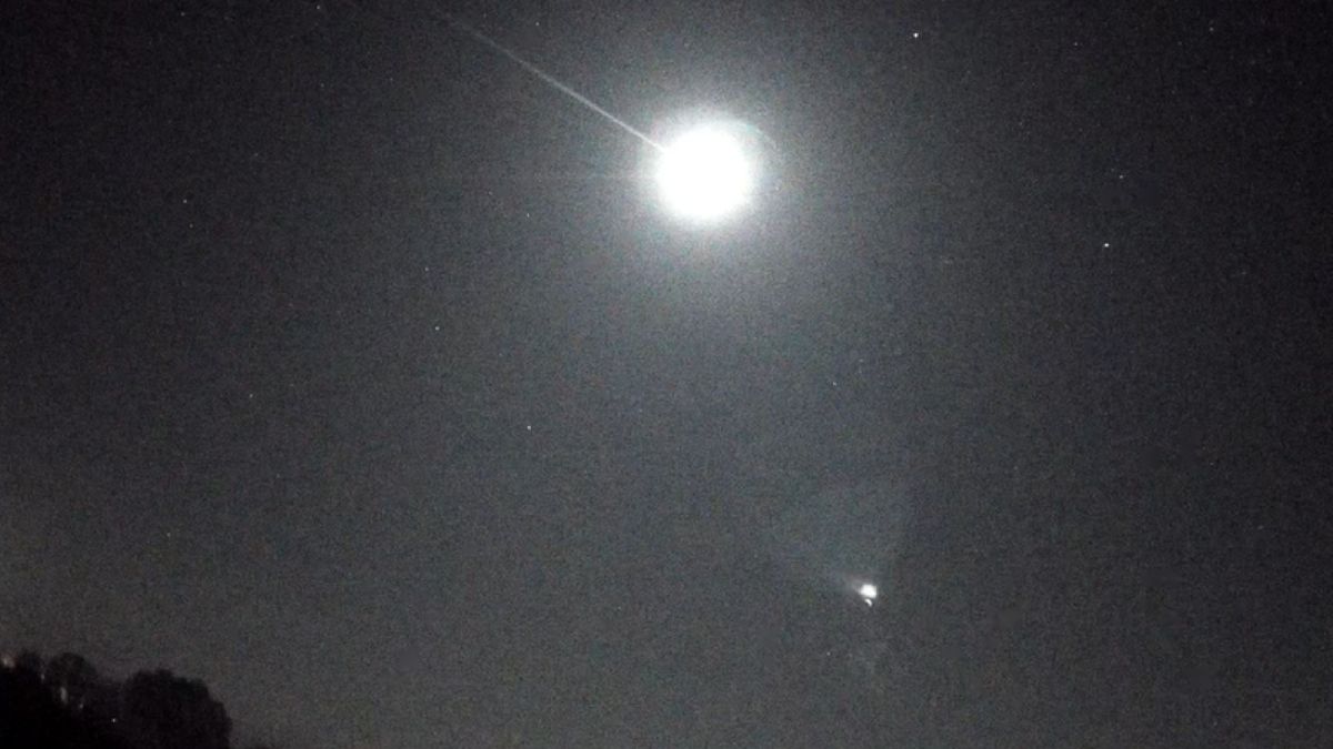 Ruszyły poszukiwania meteorytu, który spadł w nocy z 24/25 X