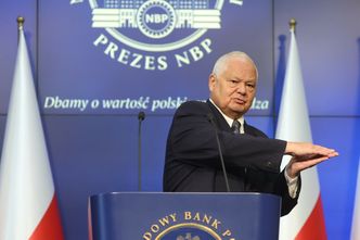 Wniosek i co dalej? Cisza ws. prezesa NBP. "Czasem chodzi o to, by gonić króliczka"