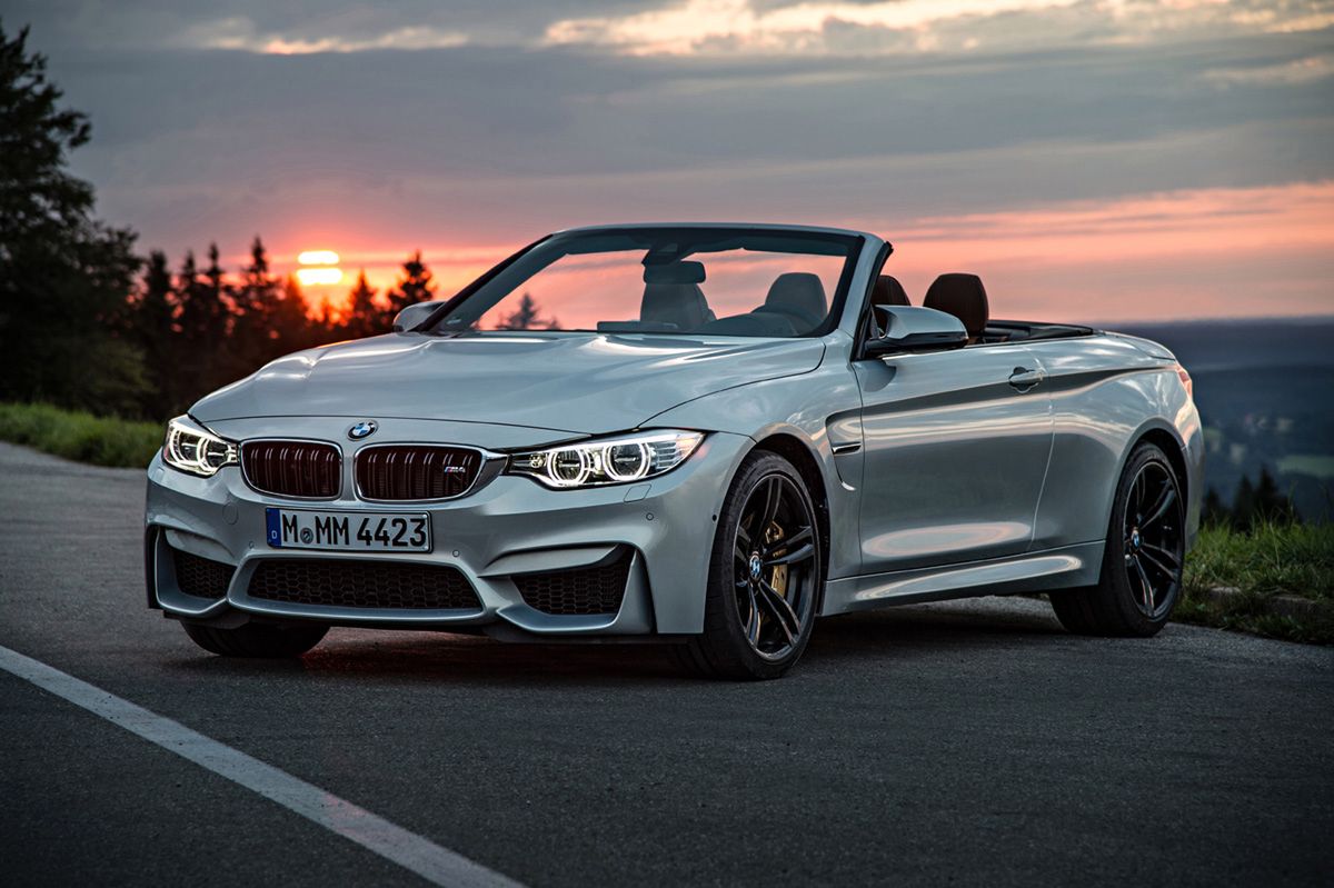 Ogromna galeria zdjęć z kabrioletem BMW M4 117