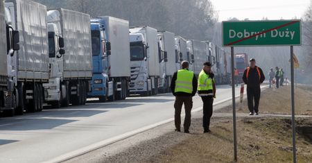 Przewoźnicy biją na alarm: stoimy w korku przez 10 dni
