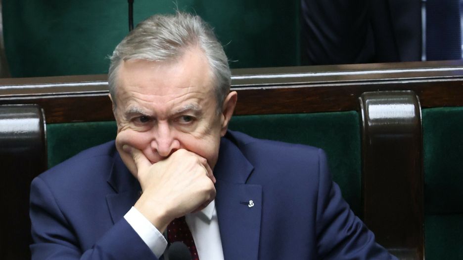 Piotr Gliński to już były wicepremier i minister kultury, ale dotacje z podległych mu funduszy jeszcze spływają do beneficjentów