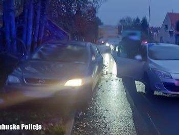 Zielona Góra: 19-latek kupił opla, założył kradzione tablice i jeździł bez prawa jazdy