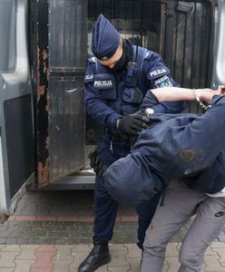 Siemianowice Śl. Biegał z pistoletem po ulicy