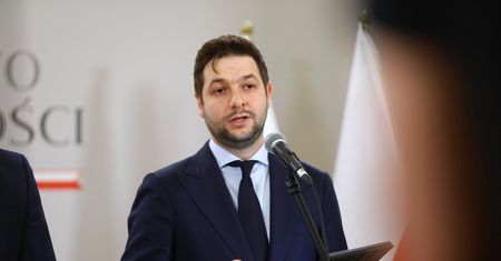 Polska zyskała dzięki UE prawie 2 bln zł. Mocna odpowiedź na raport Jakiego