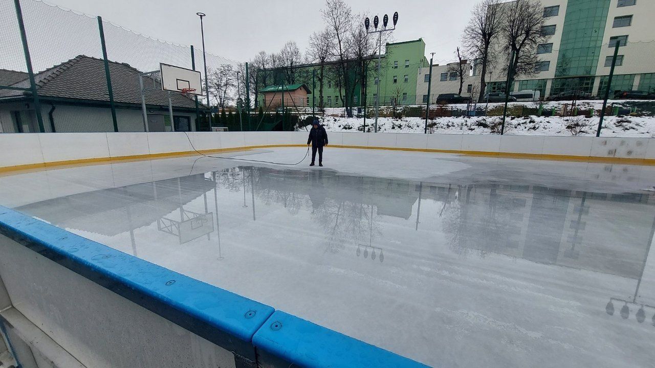 Opatów: Otwarcie lodowiska w Opatowie w sobotę, 6 grudnia