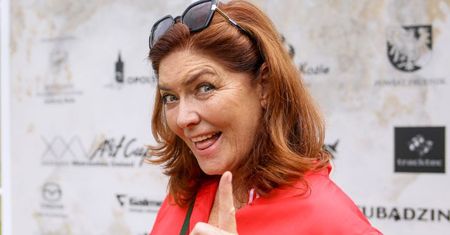 Katarzyna Dowbor pochwaliła się 25-letnią córką. Fani oniemieli: "Ale do pani podobna!" (FOTO)