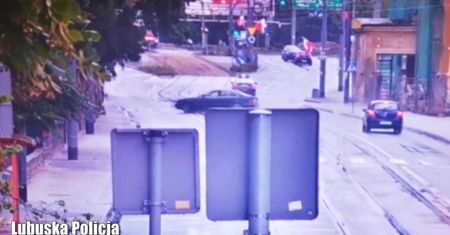 Rozpędzone auto wypadło z drogi i uderzyło w pieszego w Gorzowie Wielkopolskim. Kierowca miał ponad 2,5 promila