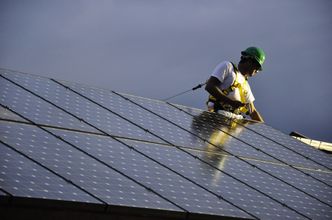 Energia słoneczna. Polacy pokochali prąd ze słońca