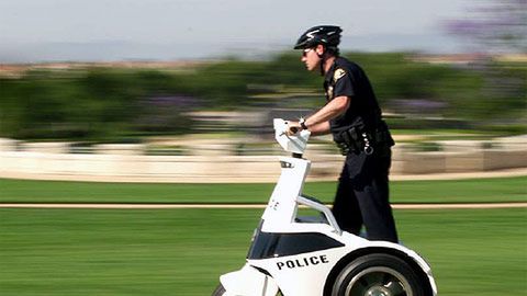 NYPD teraz buja się na skuterach T3 [wideo] 1