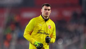 Trener zły na bramkarza. Zależy mu na tym, żeby... nie grać