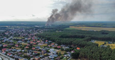 Ogromny pożar w Zielonej Górze. Alert dla okolicy, na miejscu wojsko