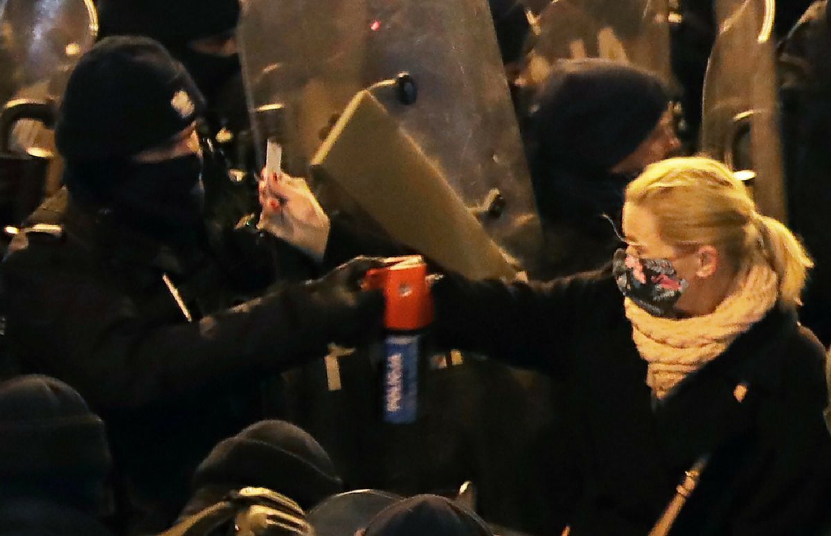 Nowacka spryskana gazem przez policjanta. "Do dziś czekam na sprawiedliwość" 