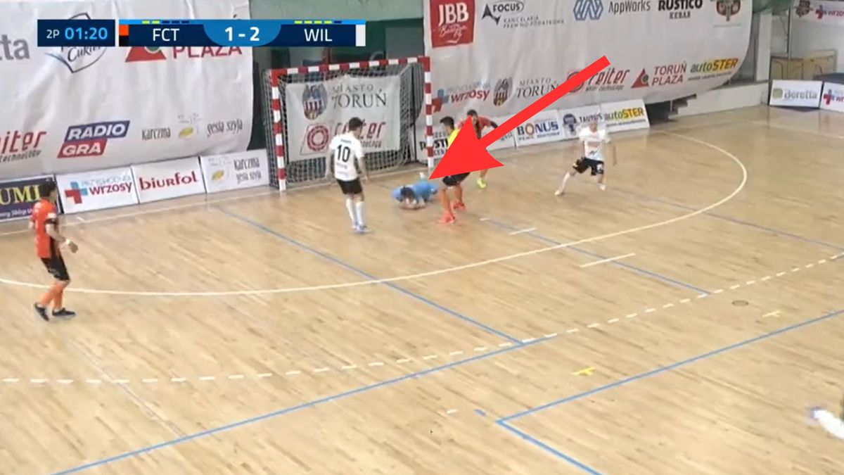 Zdjęcie okładkowe artykułu: Twitter / Futsal Ekstraklasa / Marcin Mianowicz błysnął podczas meczu w Toruniu