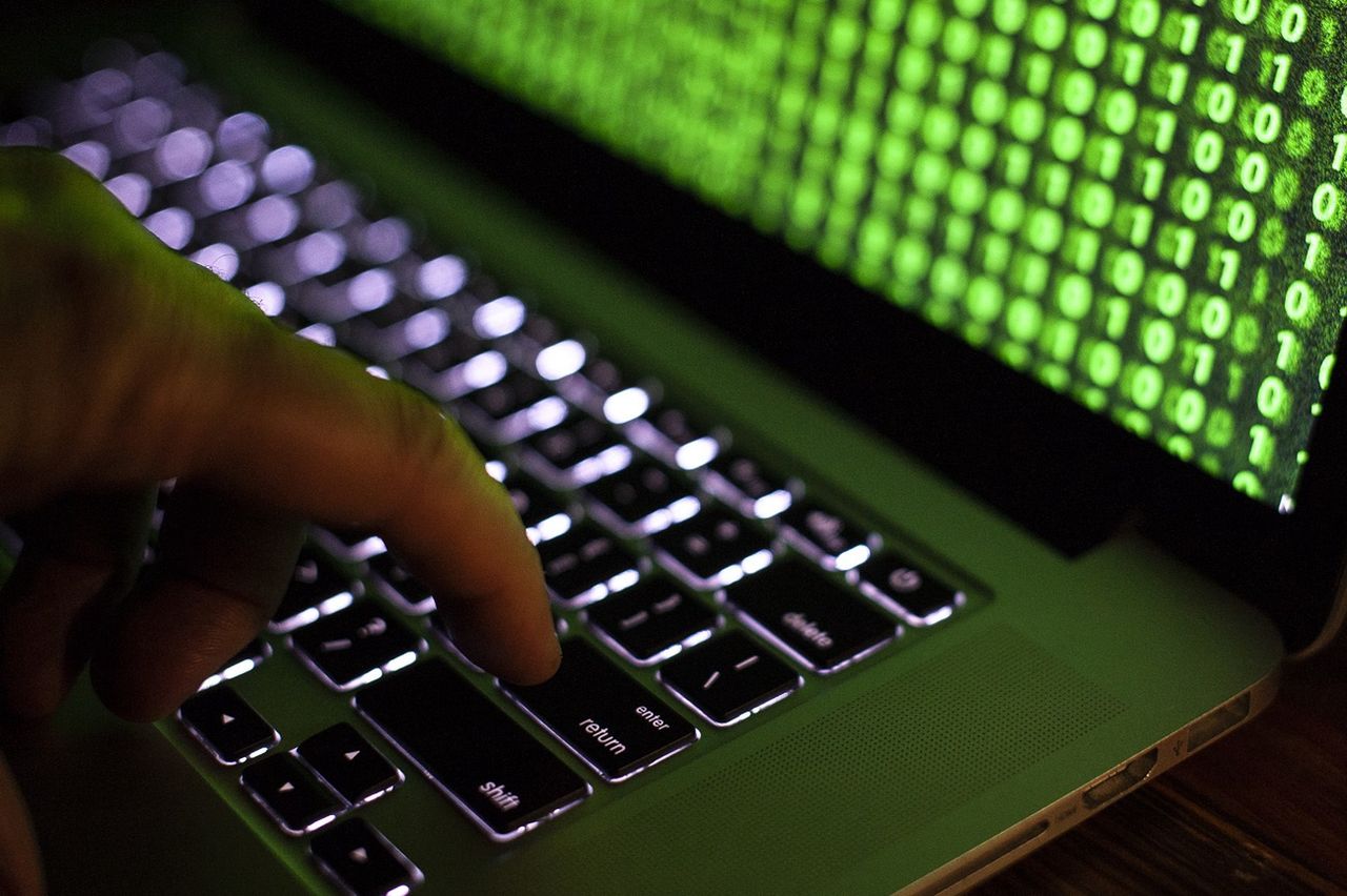 Cyberataki coraz częstsze. Polska pod naporem hakerów