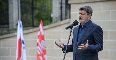 Koronawirus. Ograniczenie sprzedaży alkoholu po godz. 19? Palikot: "Absurd goni absurd"