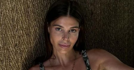 Anna Markowska pochwaliła się smukłym ciałem w wyjątkowo skromnym bikini. Internauta komplementuje: "Pani wygląda jak BOGINI" (WIDEO)