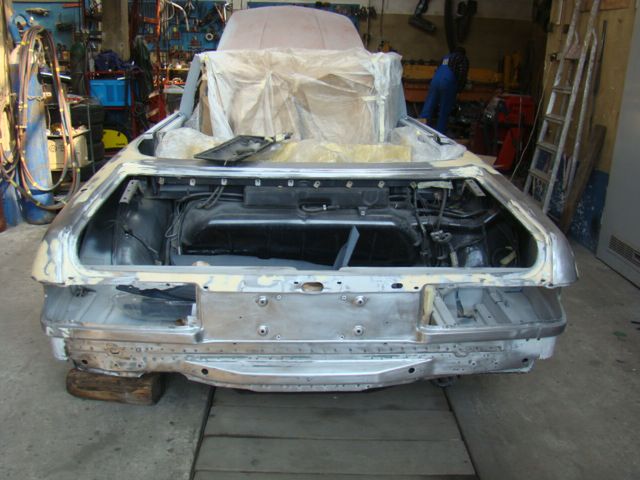 Mercedes 450 SL (R107) - blacharka bagażnika 9