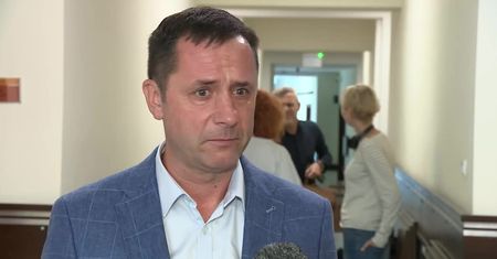Kolejna rozprawa w procesie J. Szymika. Domaga się 3 mln zł odszkodowania za wykorzystywanie przez księdza pedofila