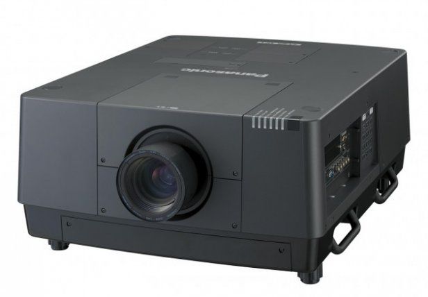 Panasonic PT-EX16KE – „projektorek” za 80 tysięcy złotych