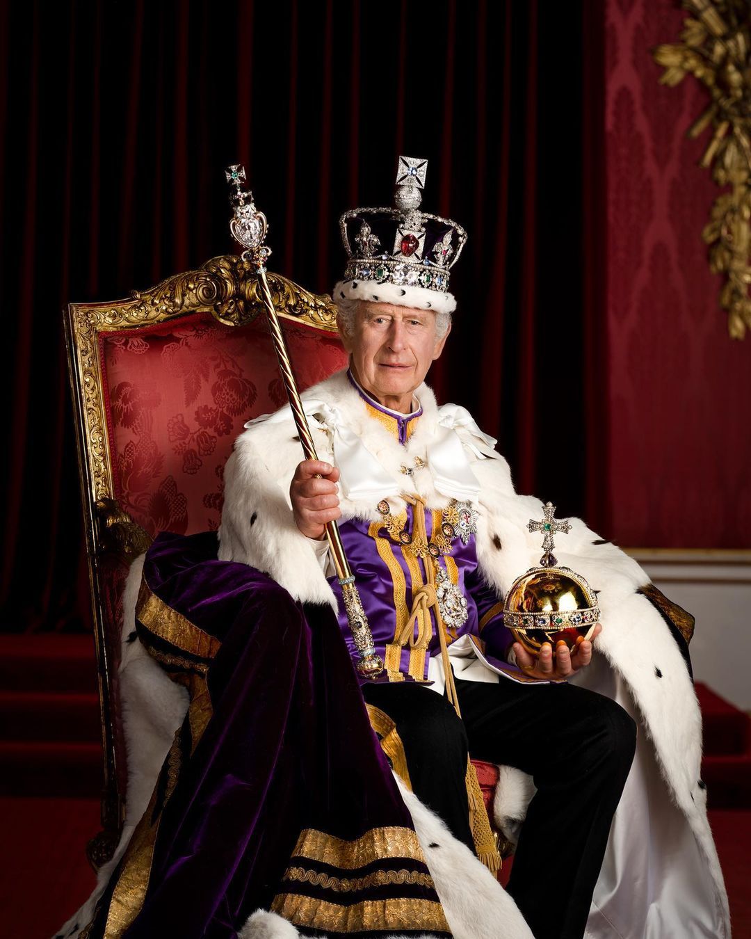 Król Karol III - portret po koronacji