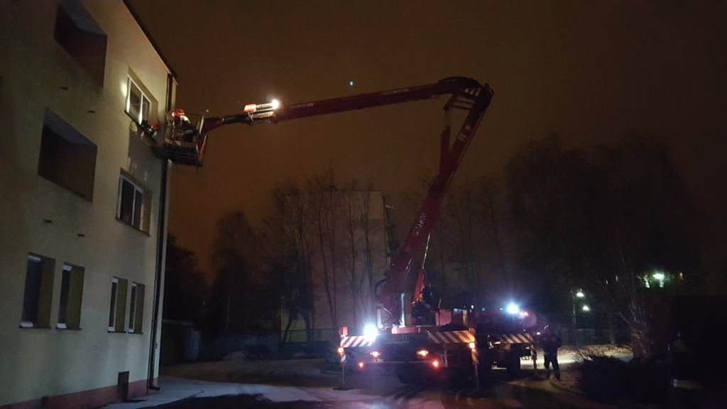 Działania Straży Pożarnej w bursie szkolnej w Ostrowcu Świętokrzyskim