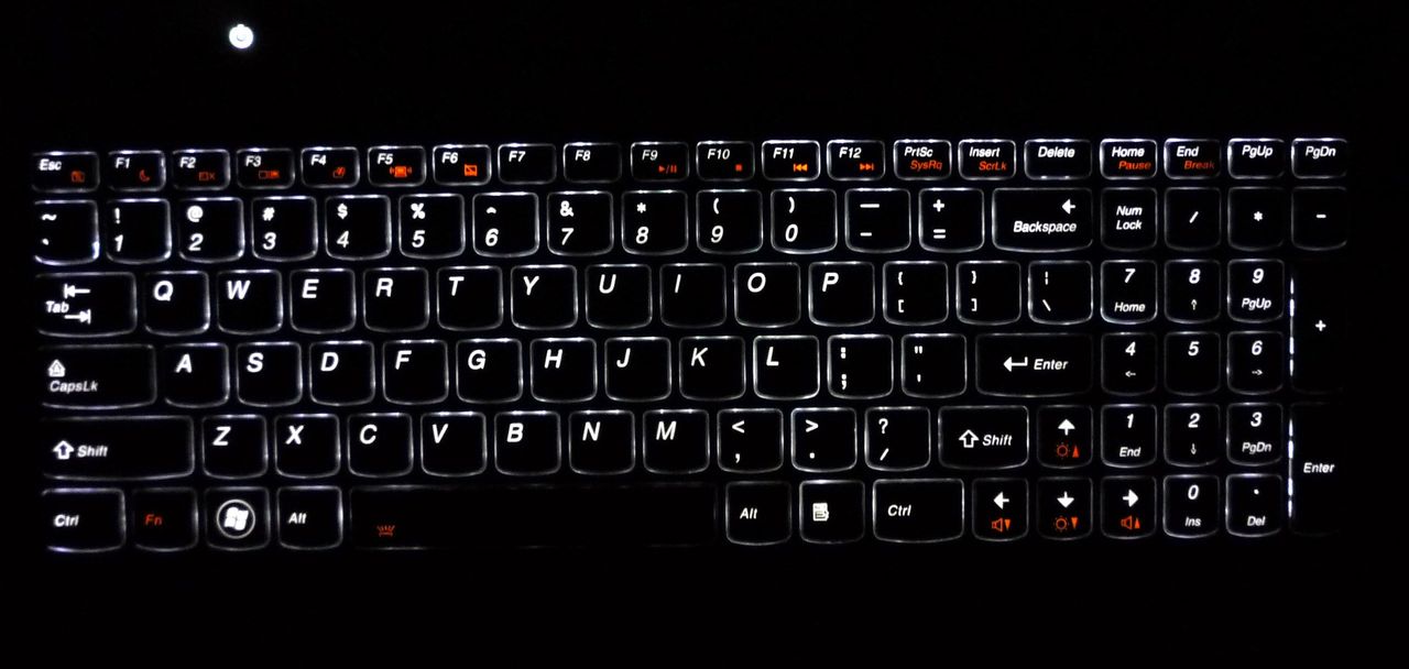 Lenovo IdeaPad Y580 - podświetlenie klawiatury