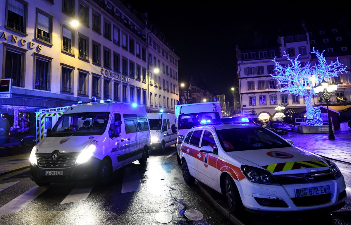 Akt terroru w Strasburgu. Trwa obława na napastnika