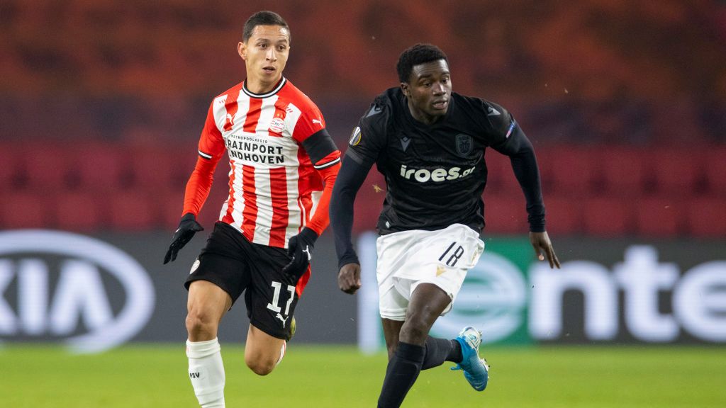 Getty Images / NESImages/DeFodi Images / Na zdjęciu: Moussa Wague (z prawej)