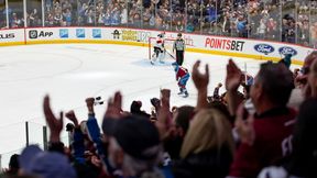 Pod jego dom przyszło ponad 30 osób. "Grozili mi i rodzinie"