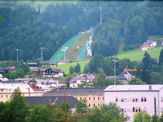 Fenomenalny Kazuyoshi Funaki również nie zdołał odczarować skoczni w Bischofshofen. Źródło: Wikipedia