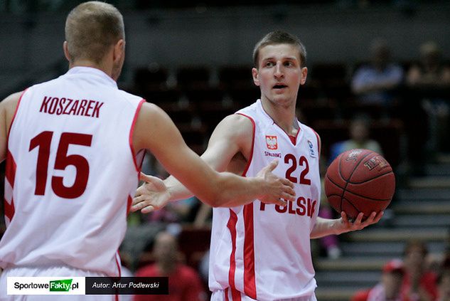 Adam Waczyński wraz z kolegami wywalczyli awans do Eurobasketu z pierwszego miejsca