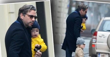Anna Mucha i Marcel Sora mają najbardziej stylowe dzieci w show-biznesie. Na spacerze z tatą wyglądały jak z żurnala