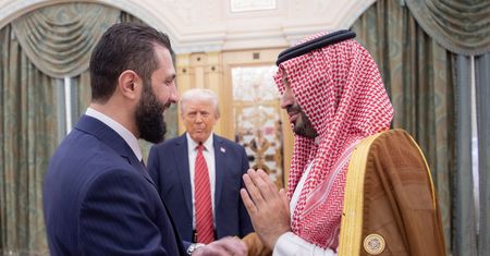 Trump uwalnia Syrię od większości sankcji. Podpisał specjalny dekret