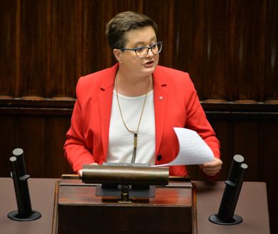 Lubnauer: "System szczepień w Polsce jest chory. Stażysta u optyka w kolejce przed seniorami" [WYWIAD]