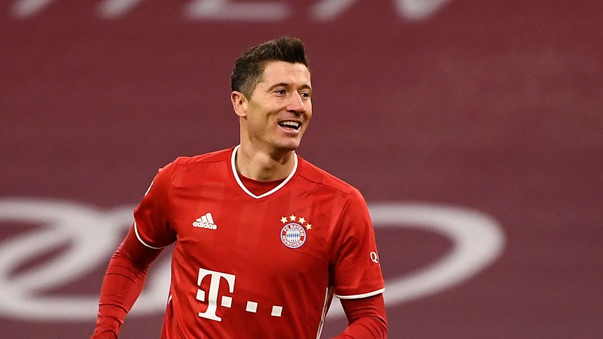 Zdjęcie okładkowe artykułu: Getty Images / Lukas Barth-Tuttas - Pool / Na zdjęciu: Robert Lewandowski