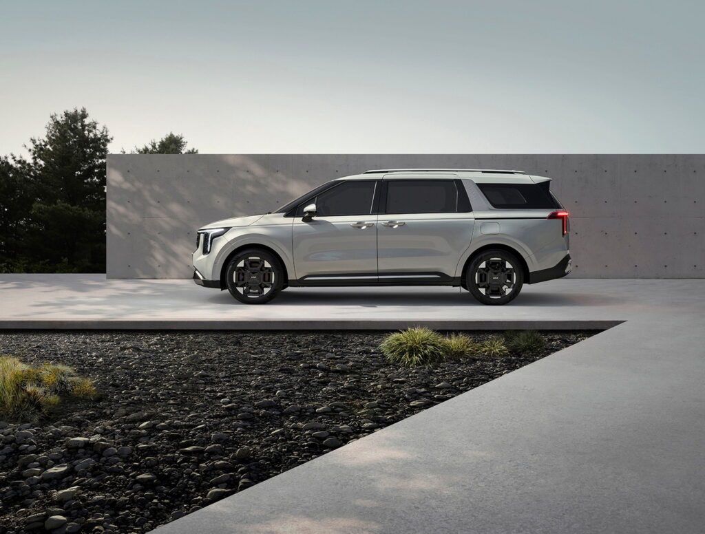 Kia Carnival po liftingu