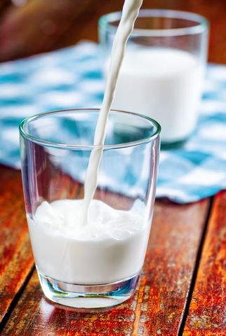 Mleko odtłuszczone z dodatkiem protein oraz witaminami A i D