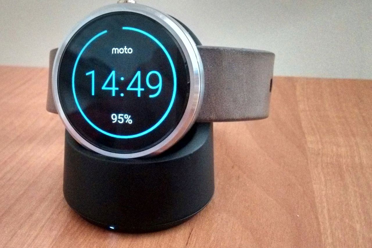 Testujemy Androida Marshmallow na zegarku Moto 360 pierwszej generacji