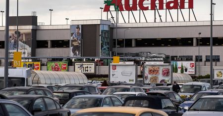 Zakaz handlu w niedziele. Sieć Auchan zamierza otworzyć sklepy