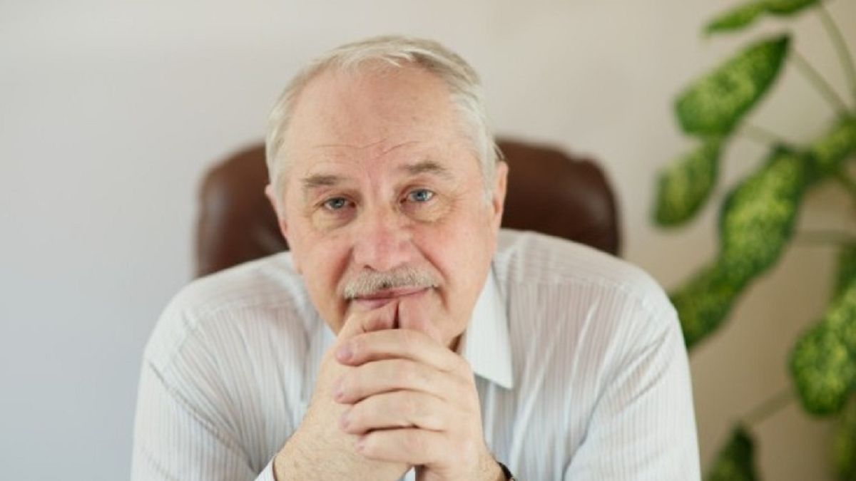 75-letni fizyk miał współpracować z Chinami 