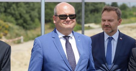 Roszada stała się faktem. Słowik w PGZ, Morawiecki przejmuje kontrolę