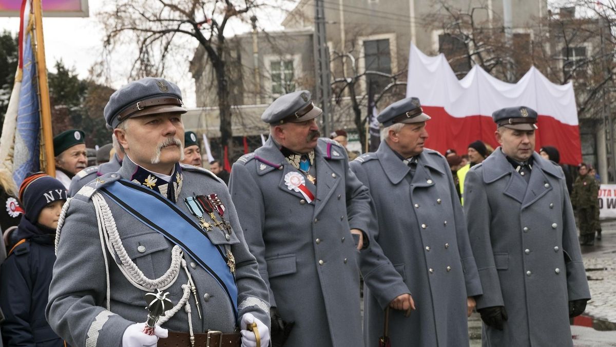 Polacy mogą świętować i 11 i 12 listopada. Choć nie wszyscy