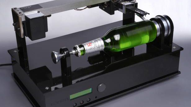 Butelka piwa jako nośnik muzyki, czyli drugie życie starej technologii. Brawo, panie Edison! 1